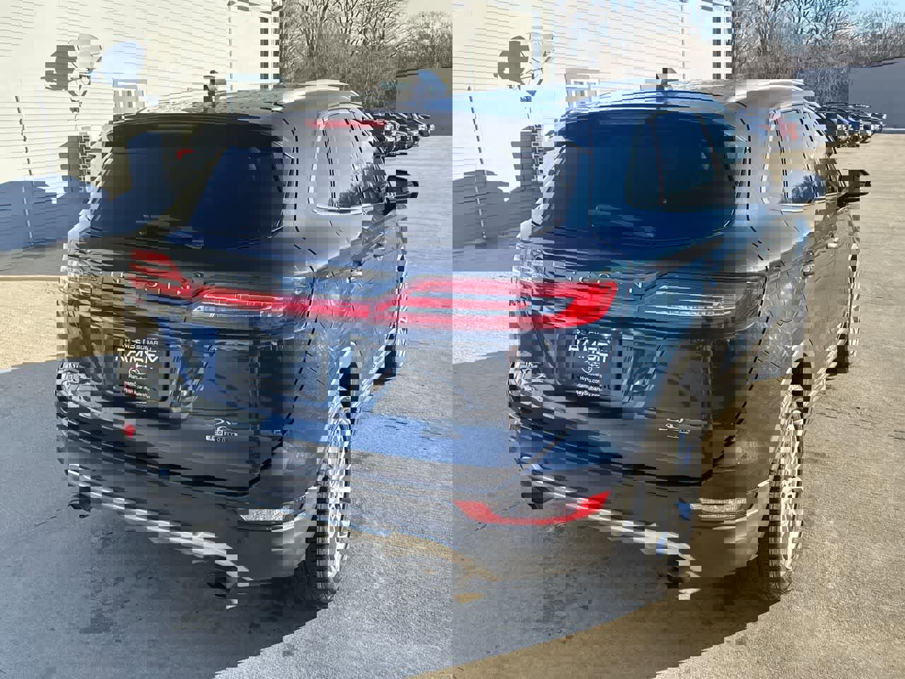 Used 2015 Lincoln MKC FWD w/ Equipment Group 101A Select image 6