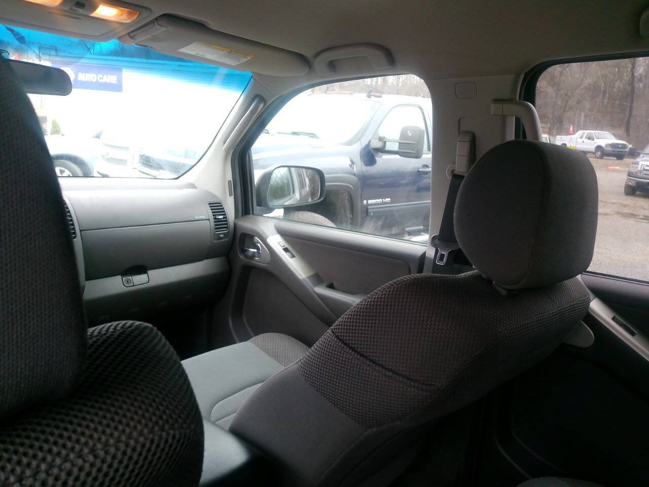 Used 2009 Nissan Pathfinder S AWD/4WD image 34
