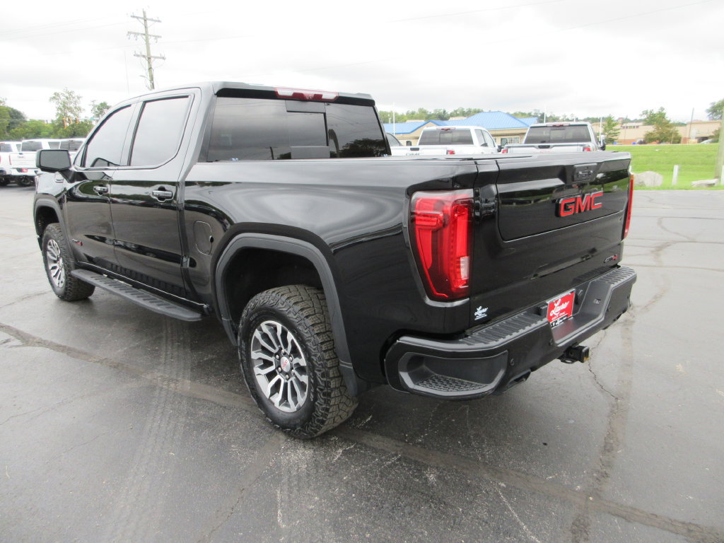Certified 2023 GMC Sierra 1500 AT4 w/ Technology Package AWD/4WD image 10