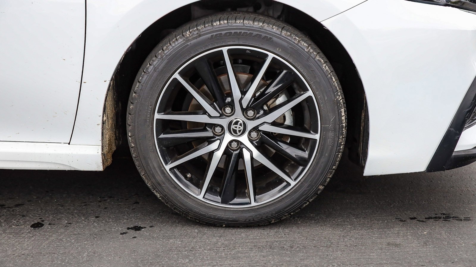 Used 2023 Toyota Camry SE image 6