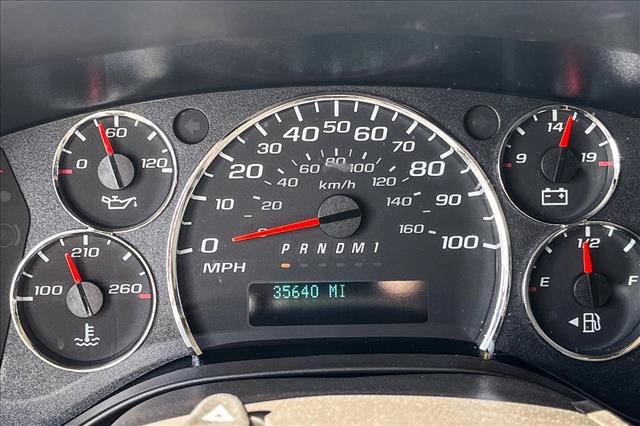 Used 2022 Chevrolet Express 2500 w/ Driver Convenience Package image 11