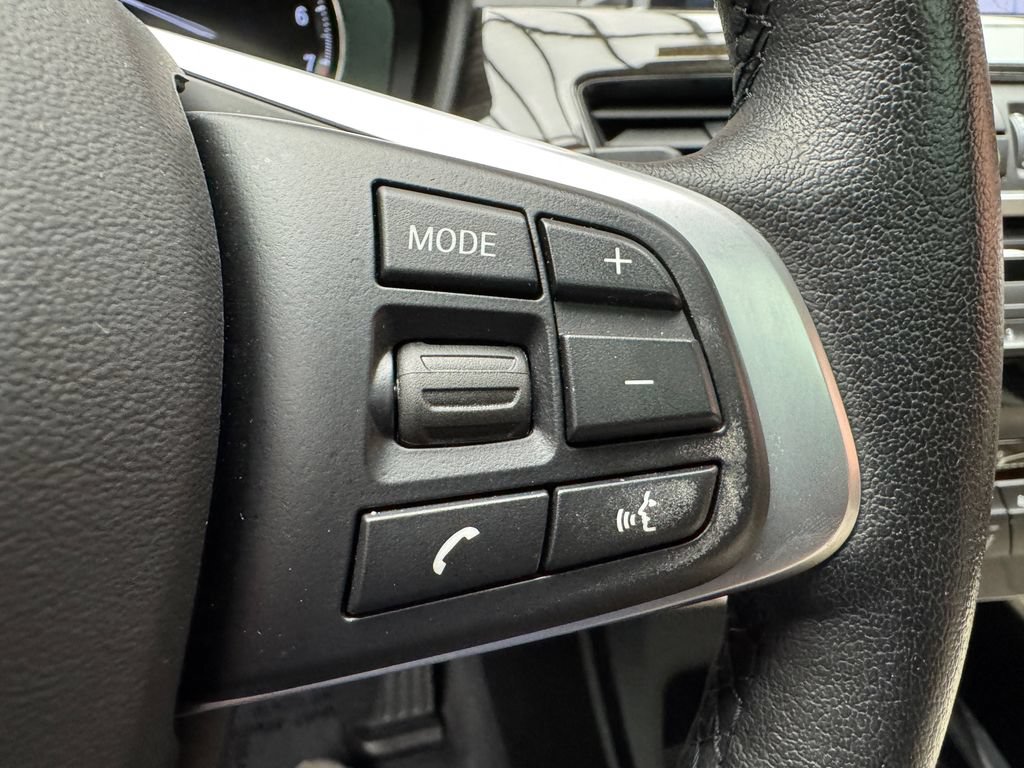 Used 2022 BMW X1 xDrive28i w/ Convenience Package AWD/4WD image 16