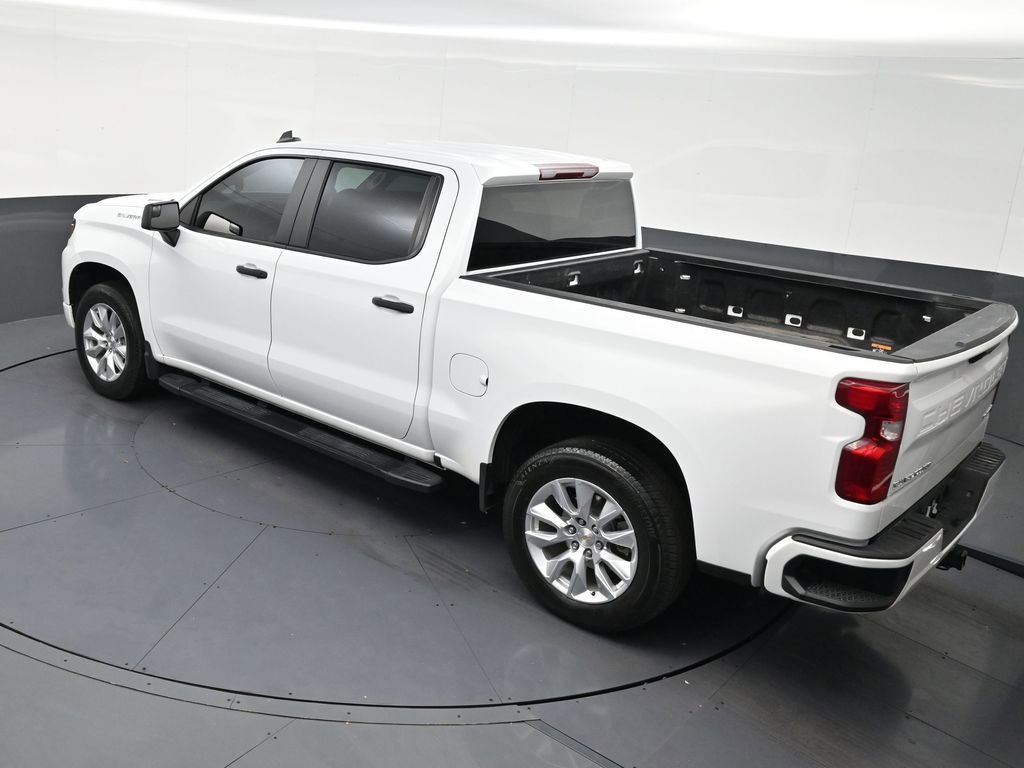 Used 2025 Chevrolet Silverado 1500 Custom image 14
