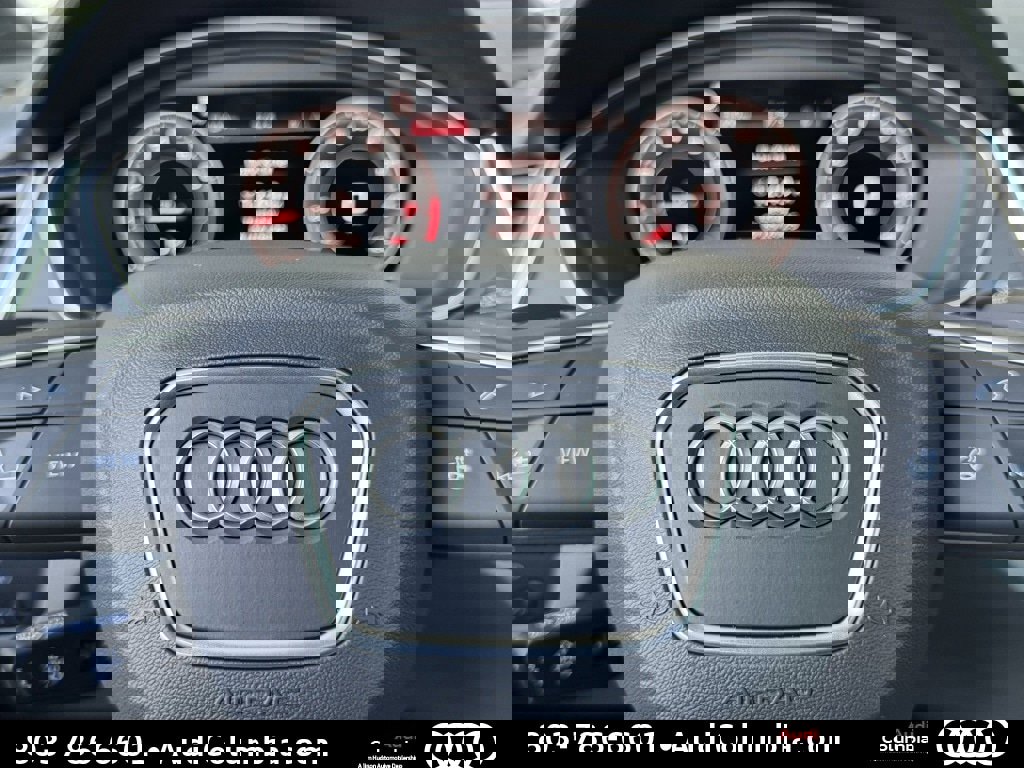 Certified 2025 Audi Q5 2.0T Premium Plus image 29
