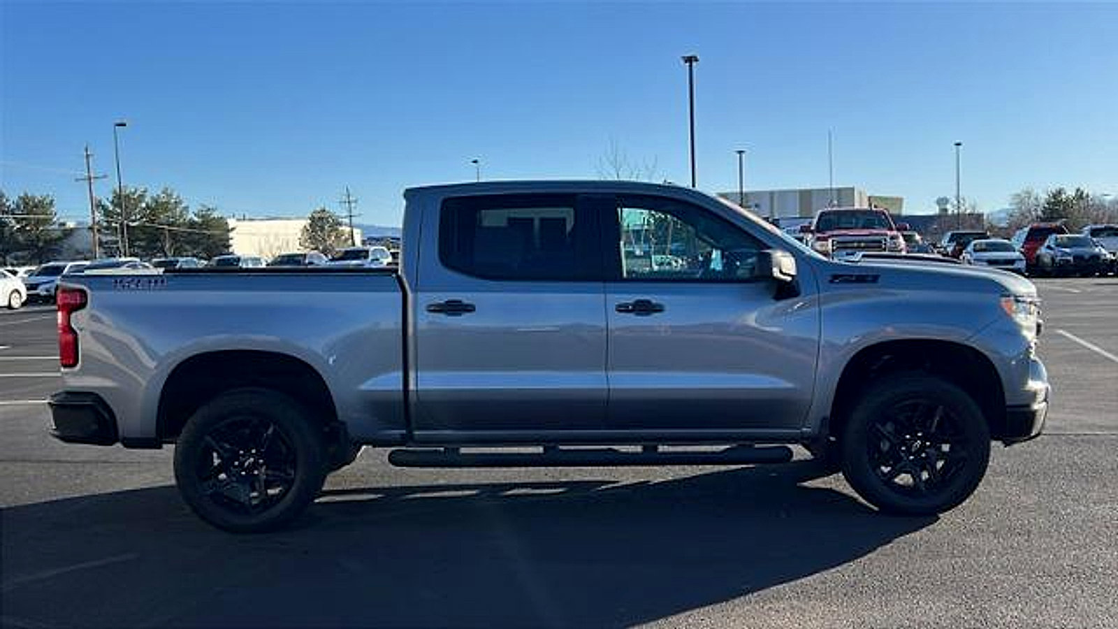 Used 2025 Chevrolet Silverado 1500 LT Trail Boss w/ Convenience Package II image 4