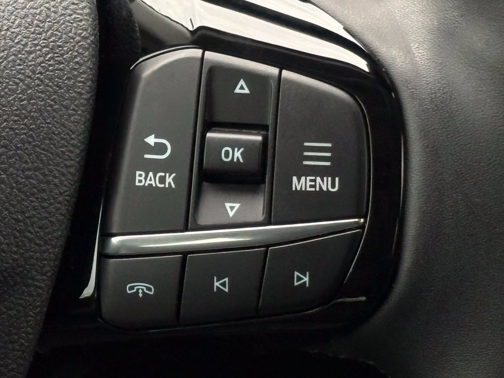 Used 2025 Ford Escape SE FWD image 27