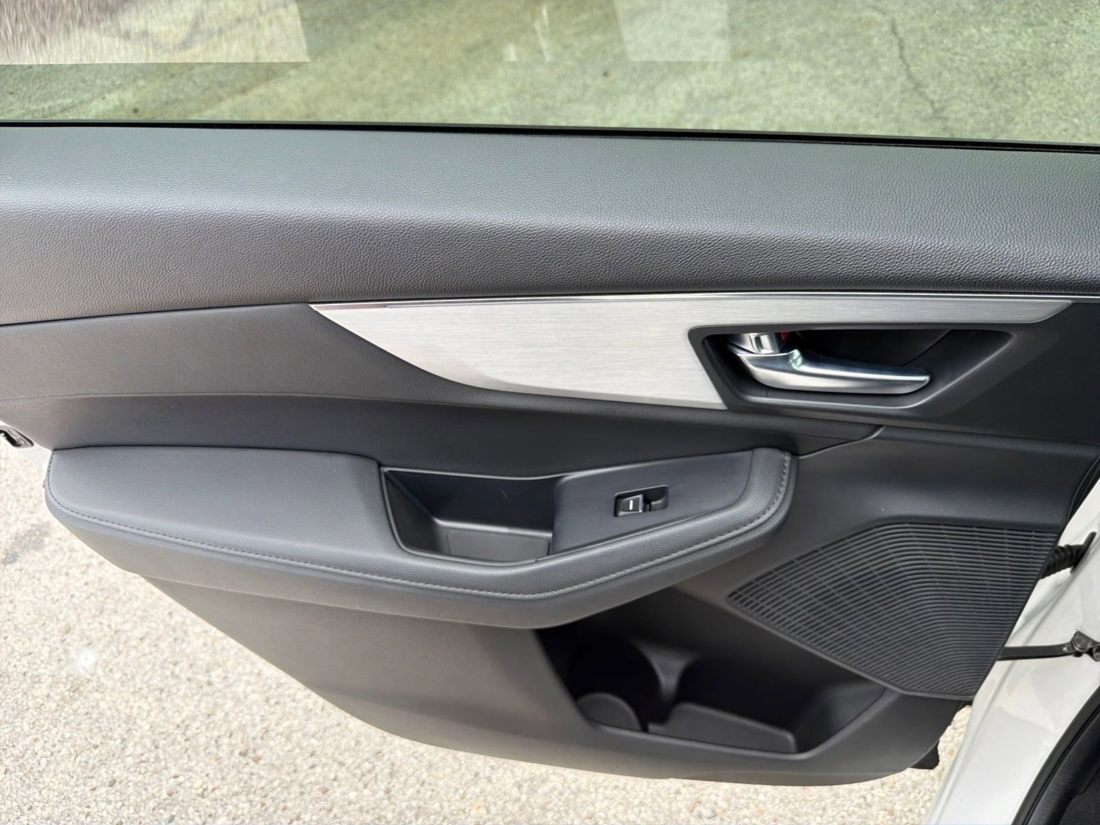 Used 2024 Acura MDX SH-AWD image 25