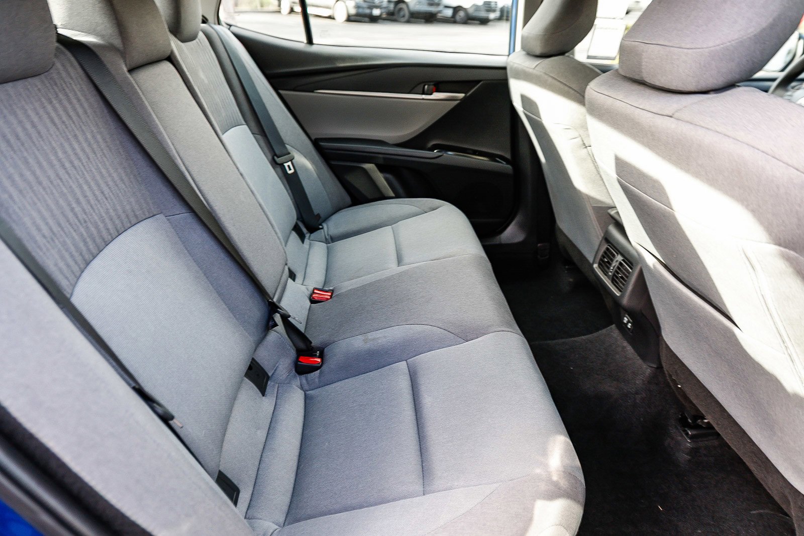 Used 2025 Toyota Camry LE image 17