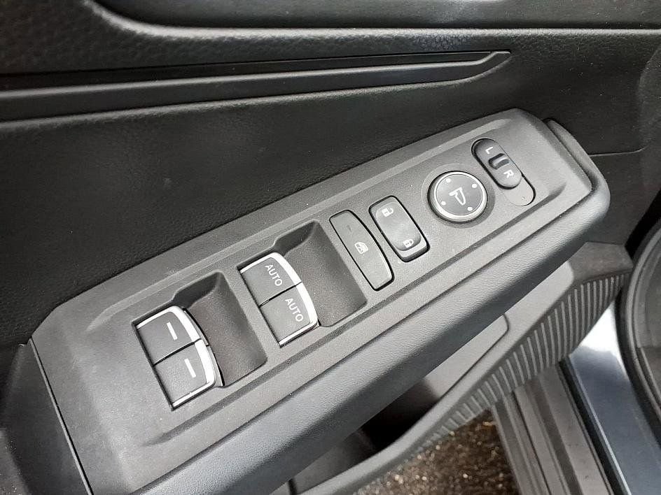 Used 2023 Honda Accord LX image 12