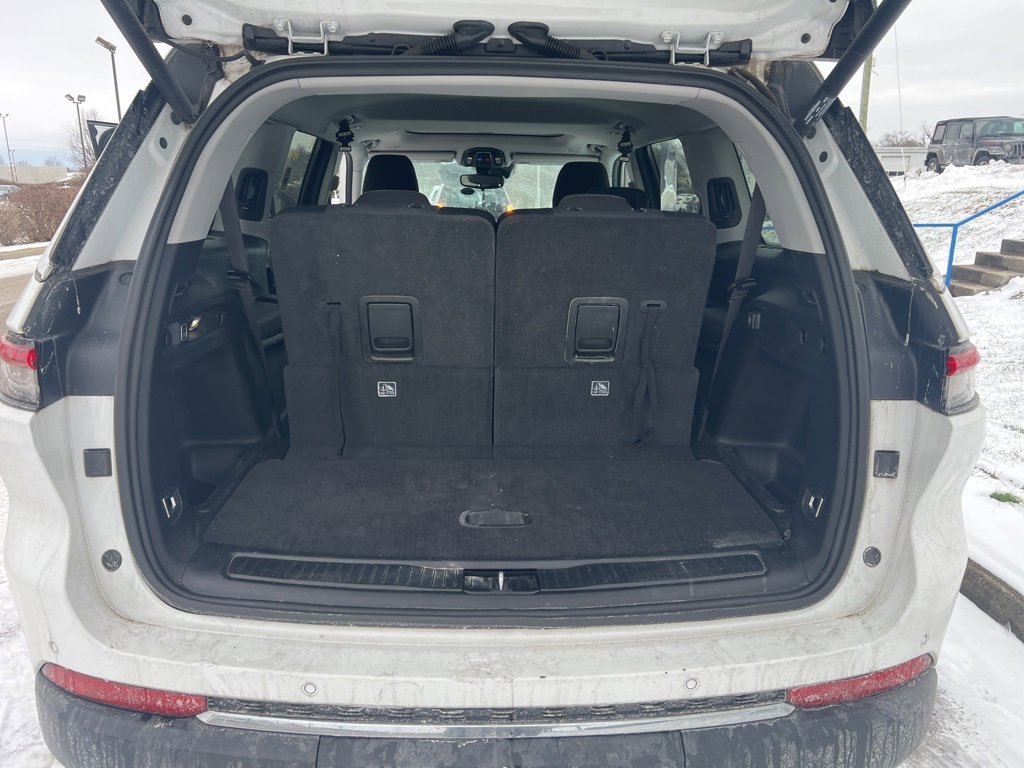 Used 2021 Jeep Grand Cherokee L Laredo w/ Luxury Tech Group I image 12