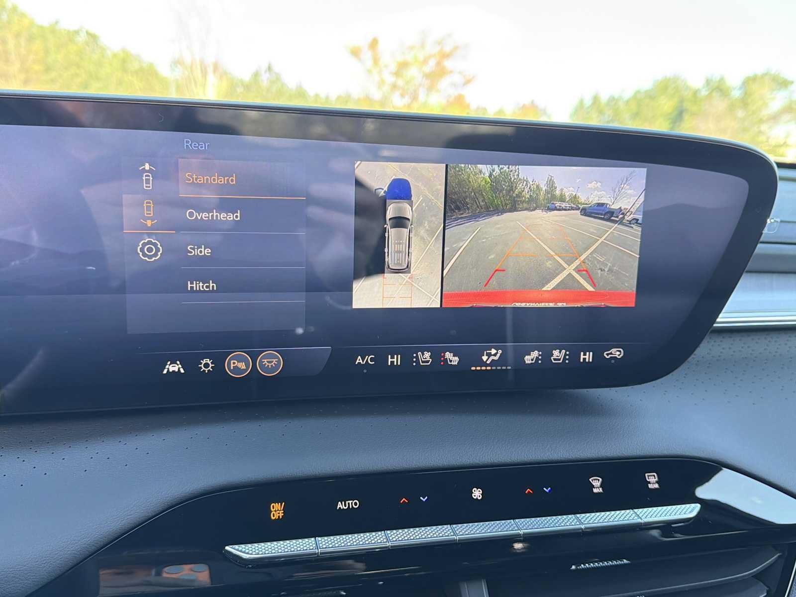 New 2026 Buick Enclave Avenir w/ Super Cruise Package FWD image 5
