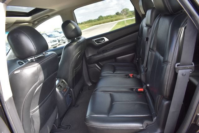 Used 2016 Nissan Pathfinder SL w/ SL Premium Package AWD/4WD image 22