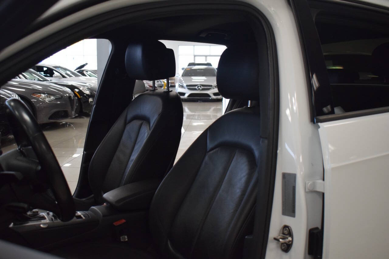 Used 2017 Audi A3 e-tron Premium FWD image 40