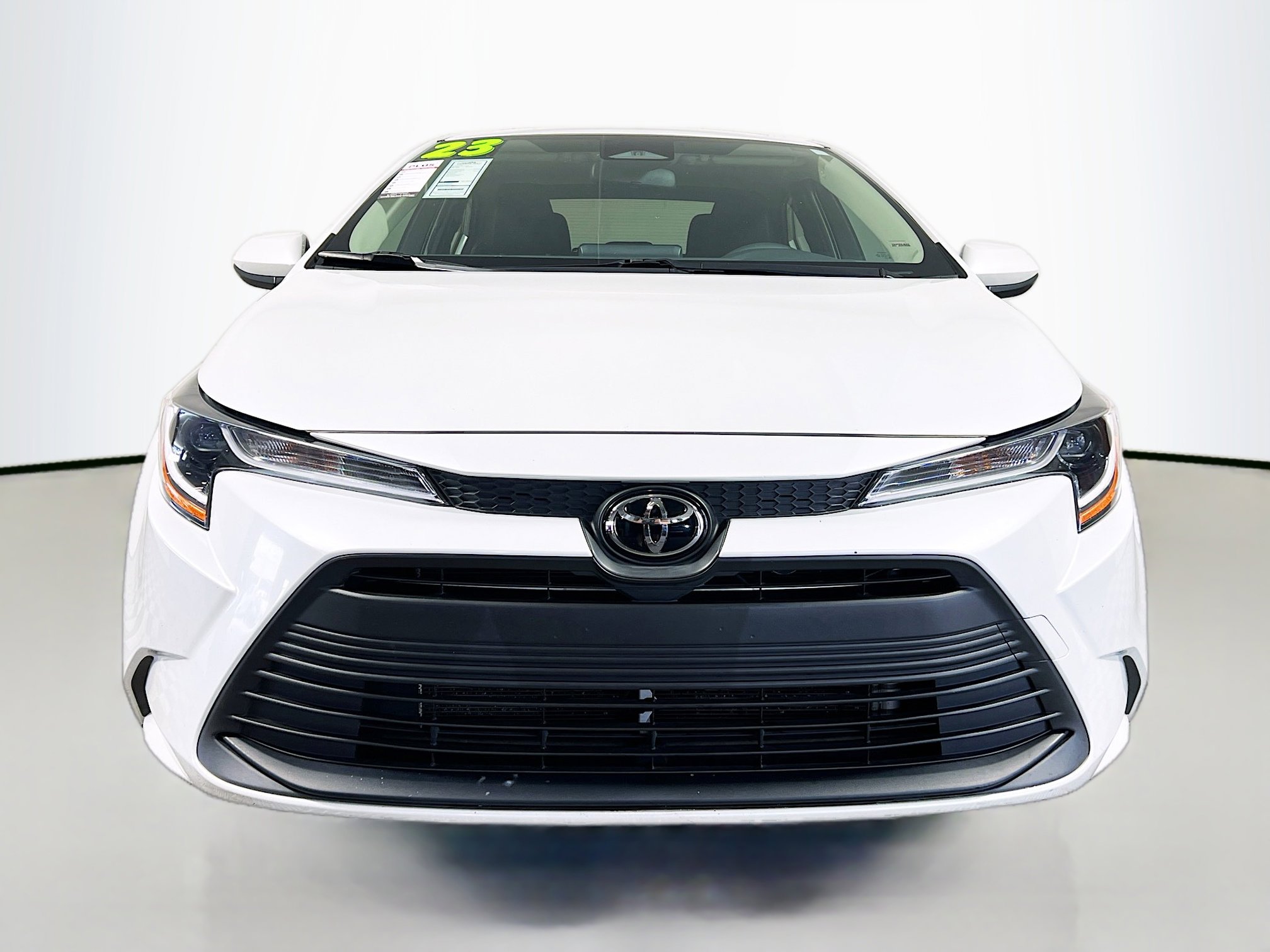 Used 2023 Toyota Corolla LE w/ LE Premium Package image 11