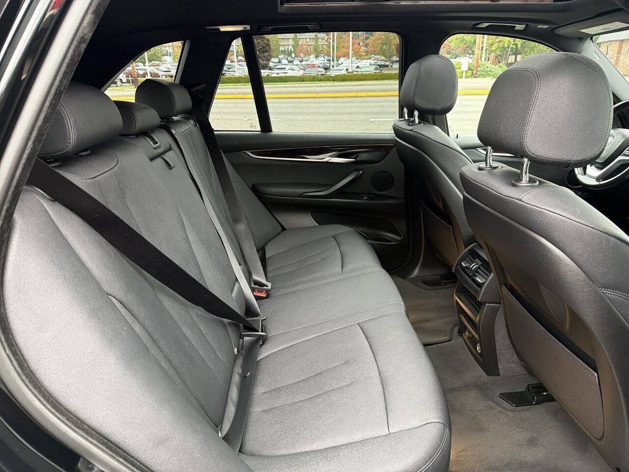 Used 2017 BMW X5 xDrive40e AWD/4WD image 21