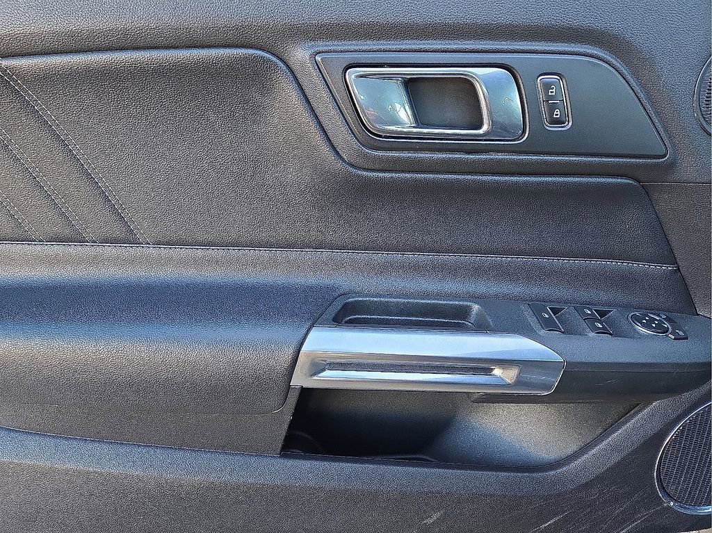 Used 2023 Ford Mustang Premium image 18