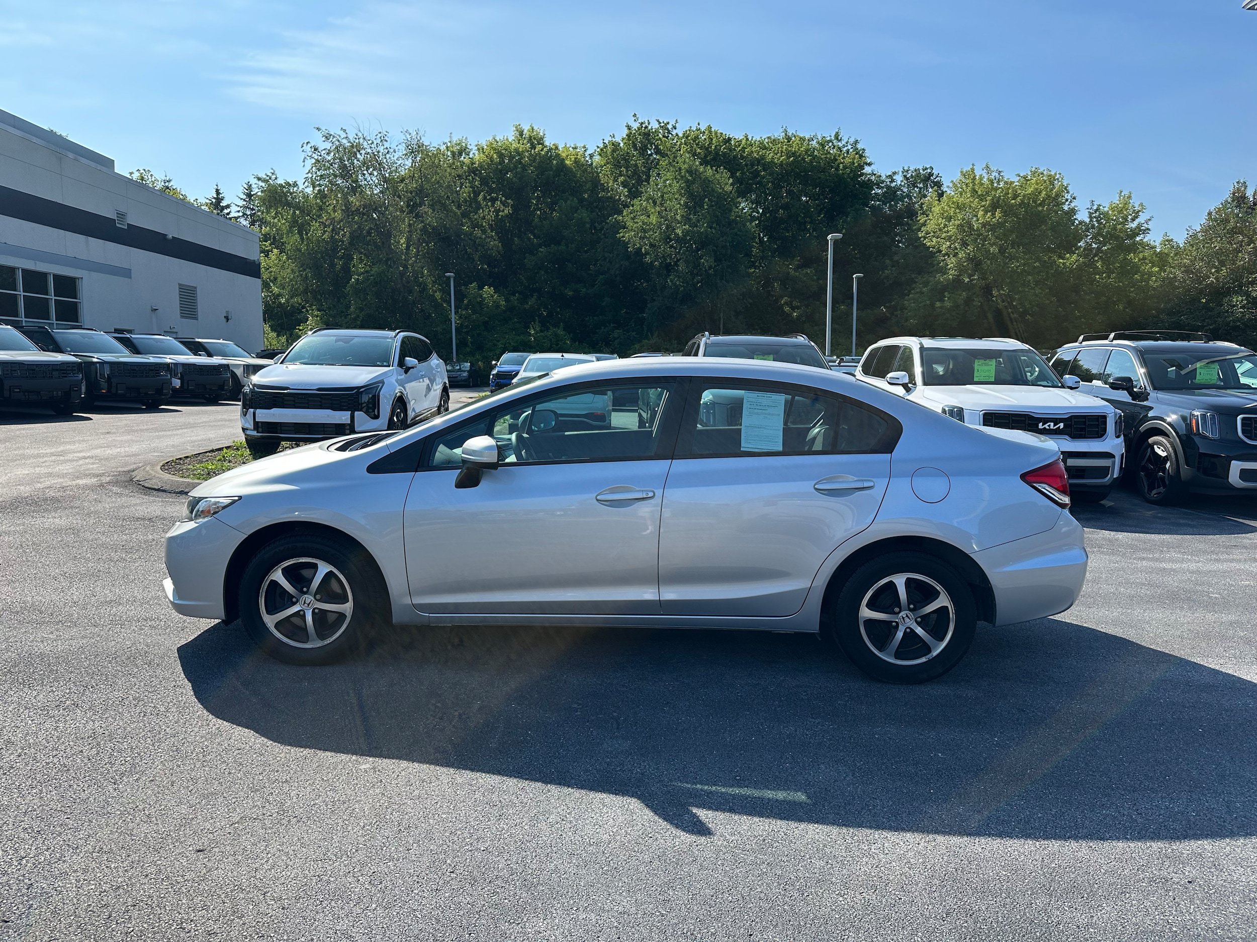 Used 2015 Honda Civic SE image 8