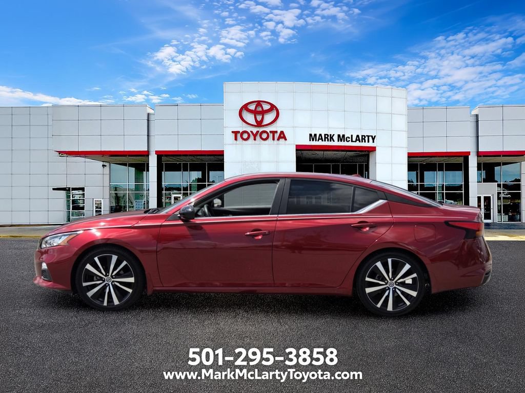 Used 2020 Nissan Altima 2.5 SR FWD image 2