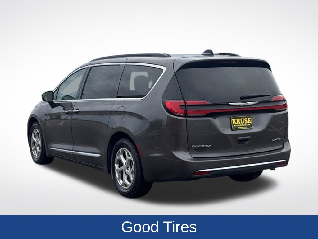 Used 2023 Chrysler Pacifica Limited FWD image 39