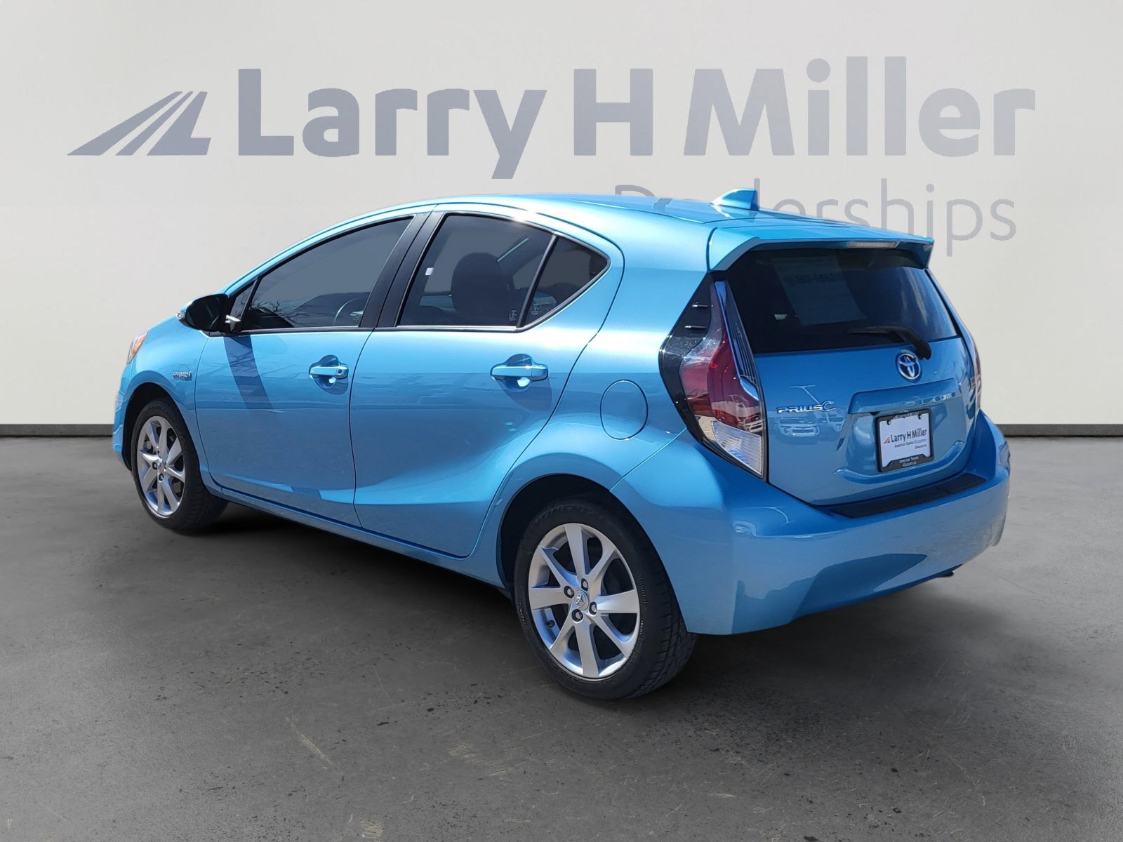 Used 2016 Toyota Prius C Four image 6