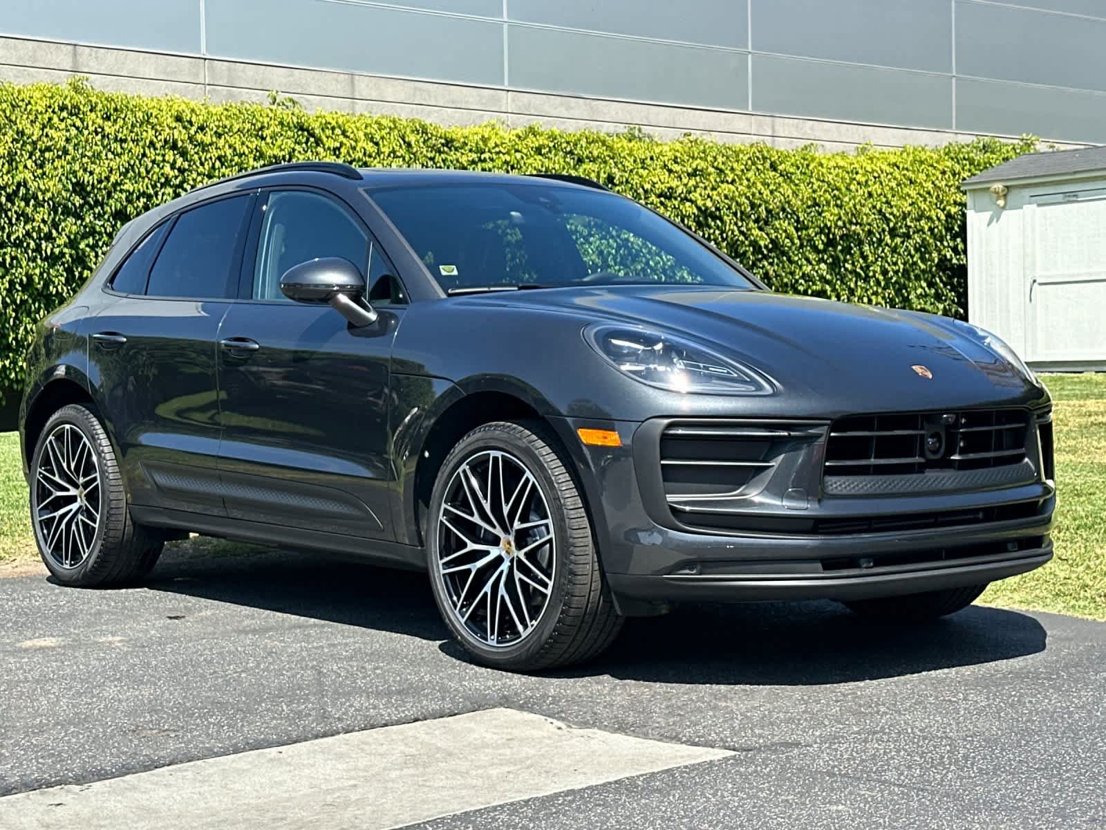 New 2026 Porsche Macan AWD/4WD image 10