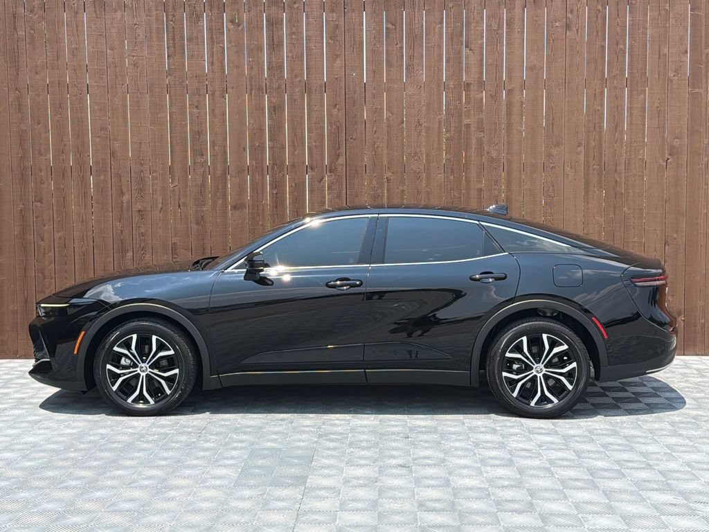 Used 2025 Toyota Crown AWD/4WD image 14