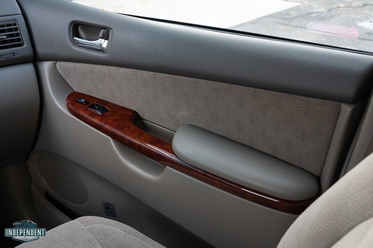Used 2005 Toyota Sienna image 11