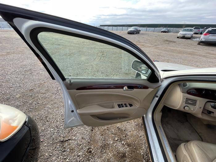 Used 2006 Buick Lucerne CXL w/ Luxury Package image 22