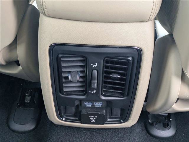 Used 2020 Jeep Grand Cherokee Limited AWD/4WD image 18