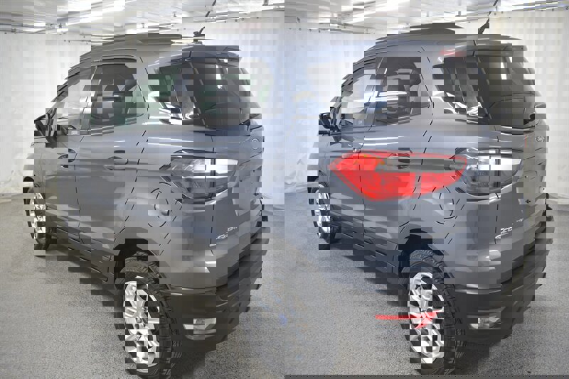 Used 2018 Ford EcoSport SE image 5