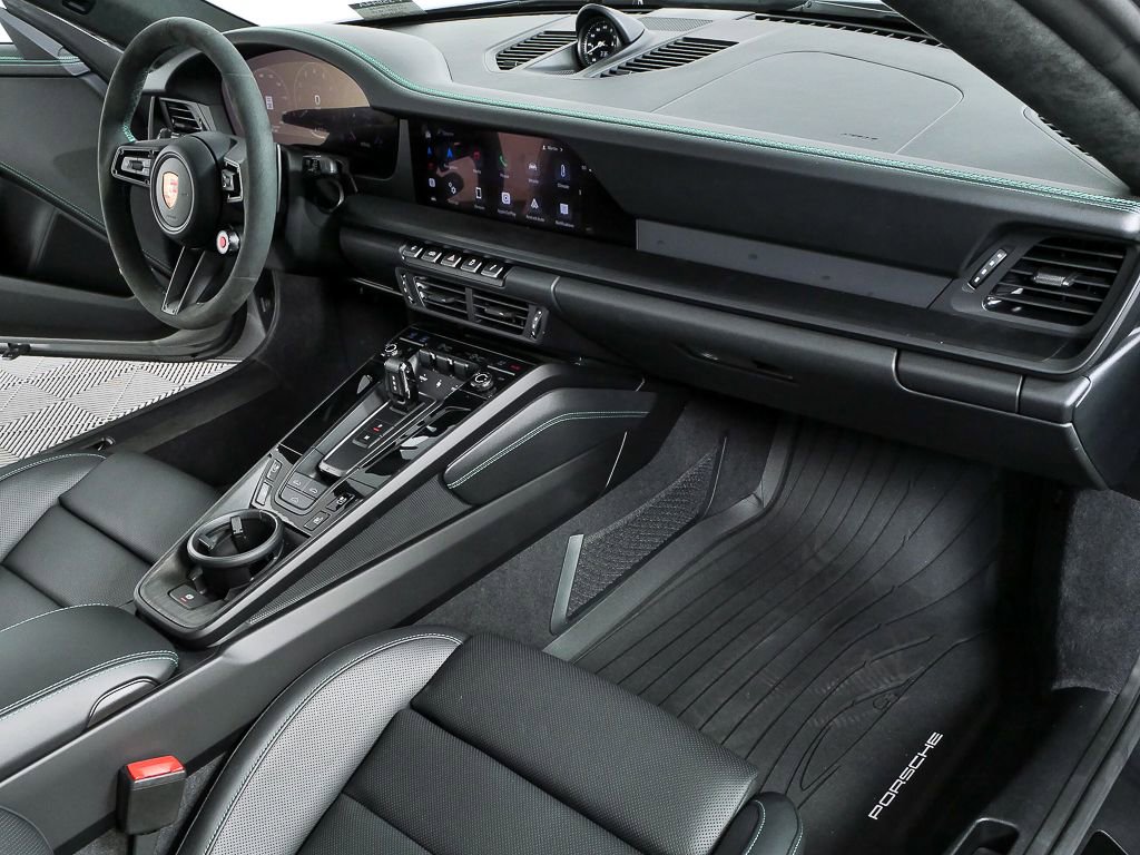 Certified 2026 Porsche 911 Carrera GTS image 23