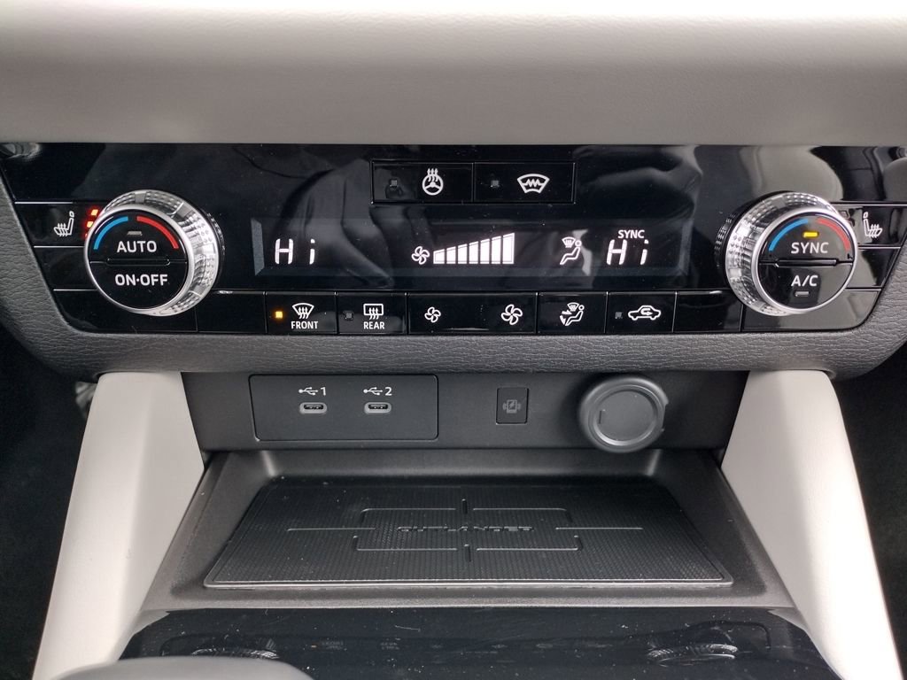 New 2026 Mitsubishi Outlander SE image 23