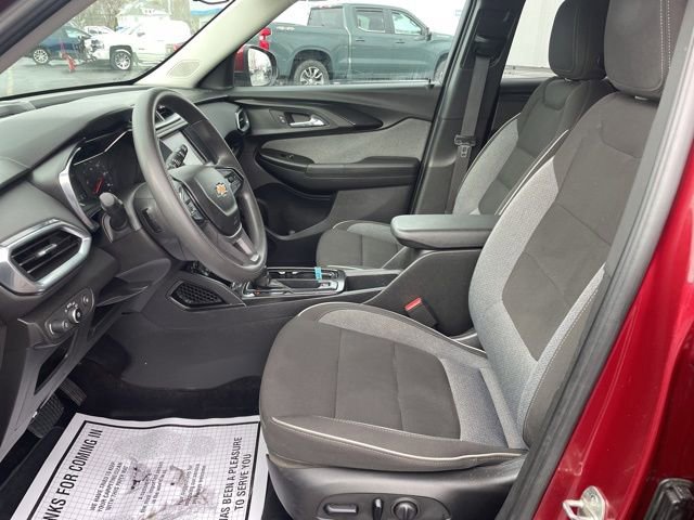 Used 2022 Chevrolet TrailBlazer LT w/ Driver Confidence Package image 18