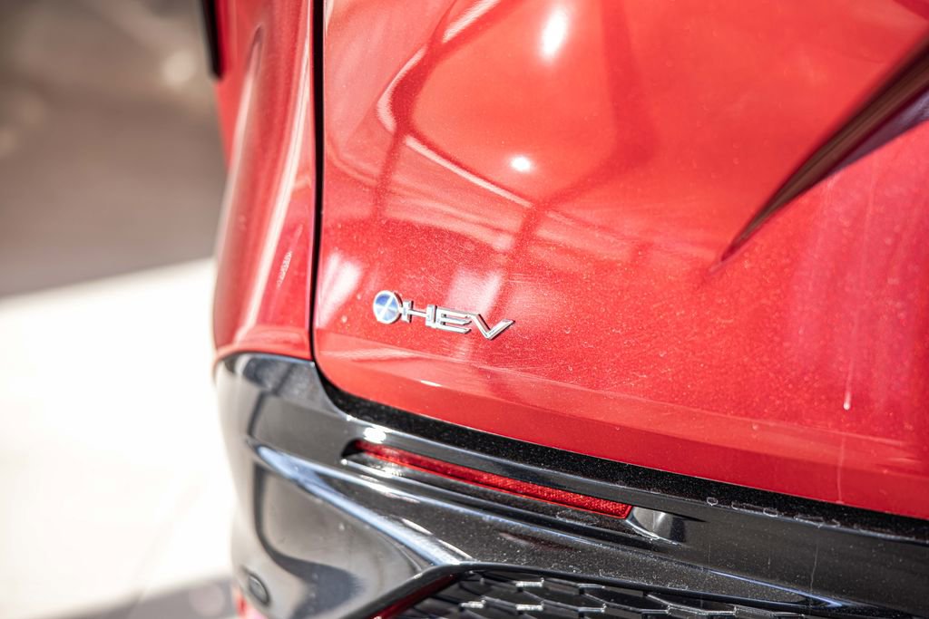 Used 2025 Toyota Sienna XSE image 16