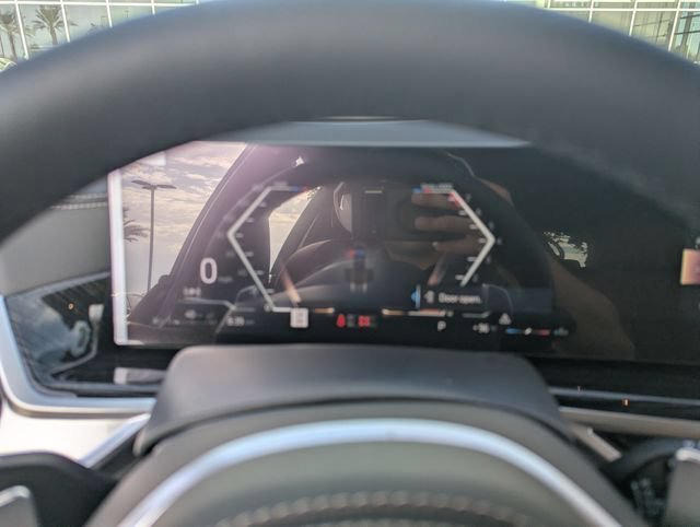 New 2027 BMW X7 xDrive40i w/ Executive Package AWD/4WD image 25