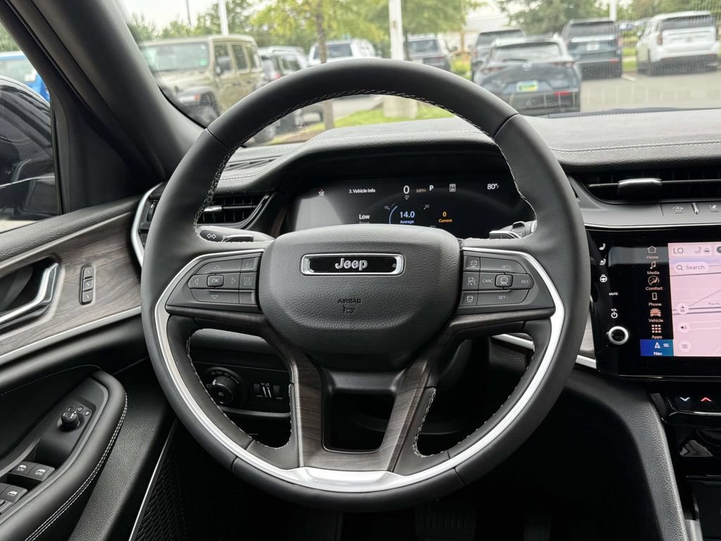 New 2026 Jeep Grand Cherokee Limited AWD/4WD image 19