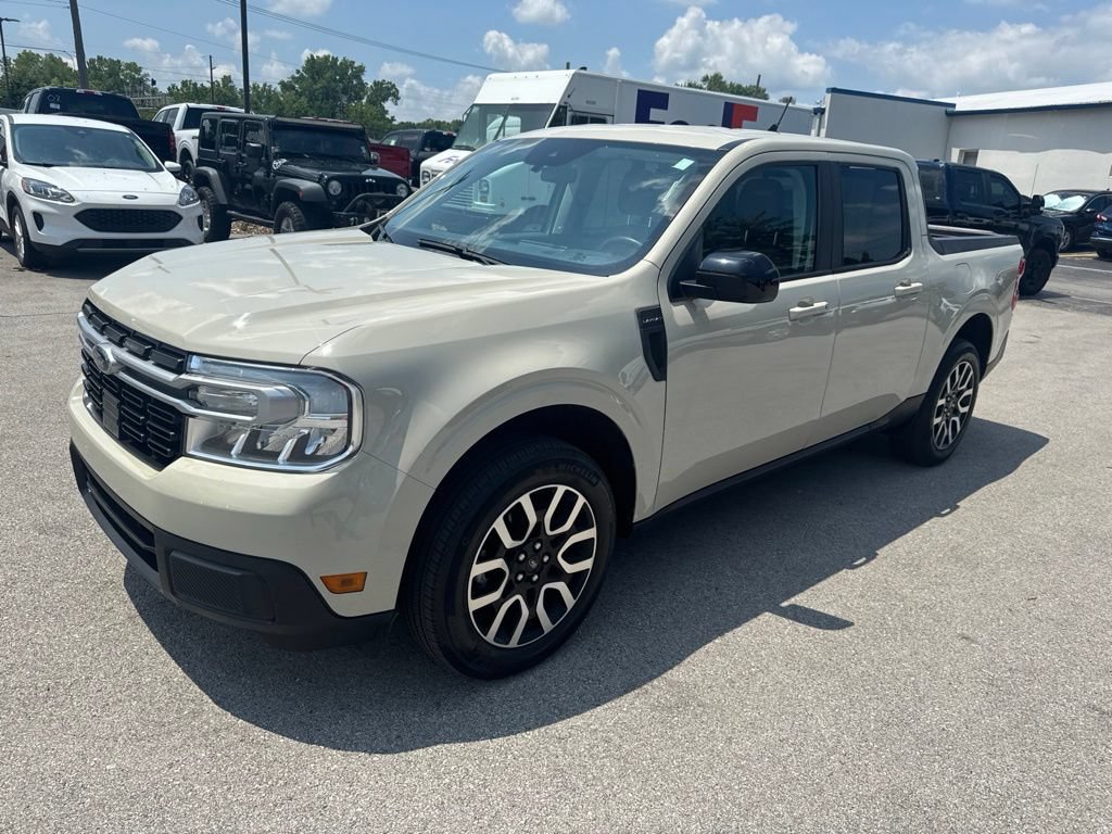 Used 2024 Ford Maverick Lariat AWD/4WD image 14