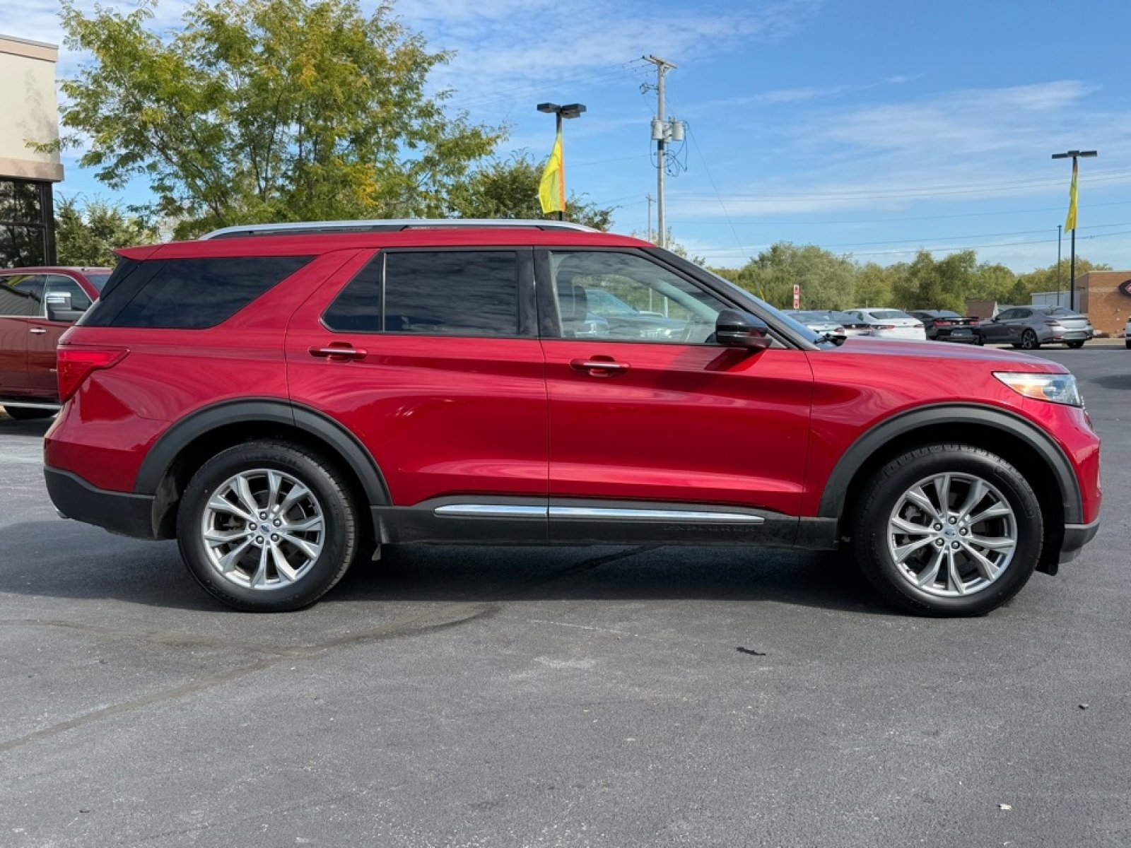 Used 2021 Ford Explorer Limited image 9