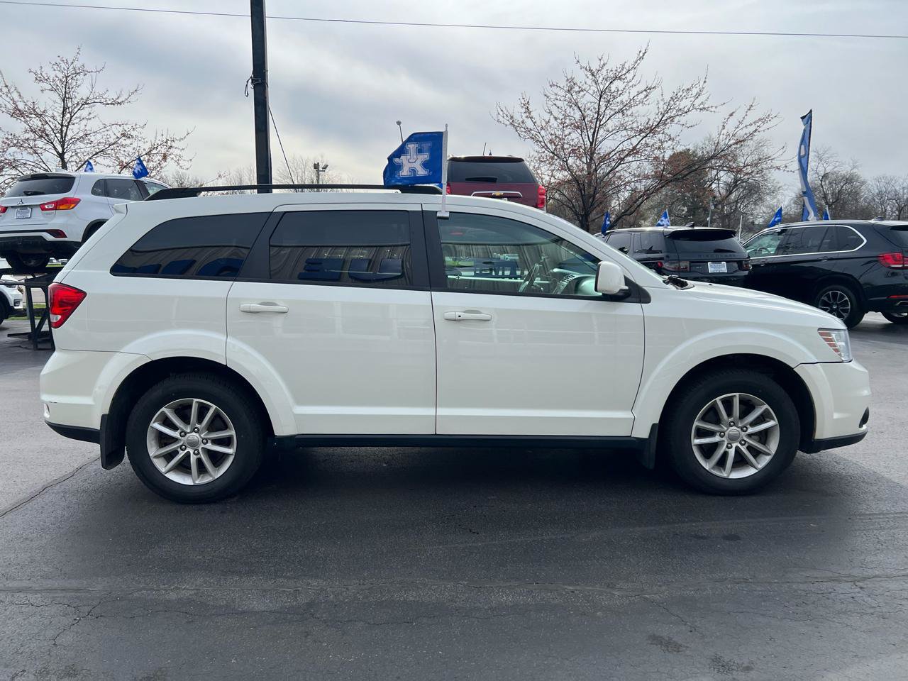 Used 2017 Dodge Journey SXT w/ Premium Group FWD image 7
