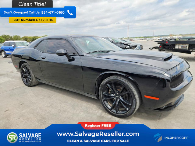 Used 2018 Dodge Challenger SXT w/ Blacktop Package RWD image 5