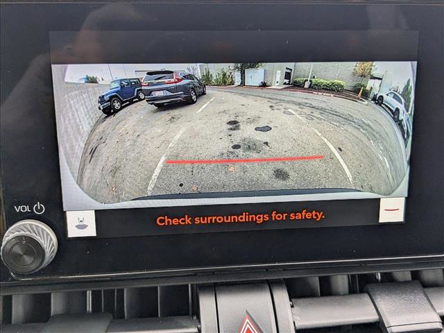 Used 2023 Toyota RAV4 LE image 13