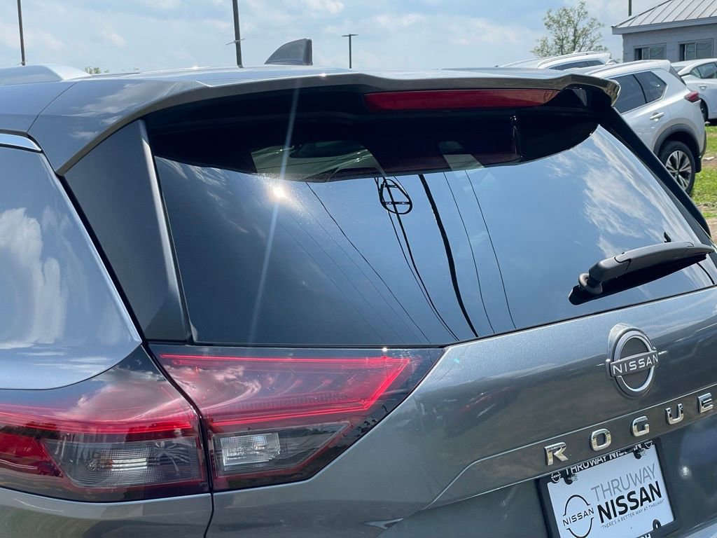 Certified 2023 Nissan Rogue SV w/ SV Premium B Package AWD/4WD image 27