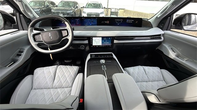 New 2026 Lincoln Navigator L Black Label image 32