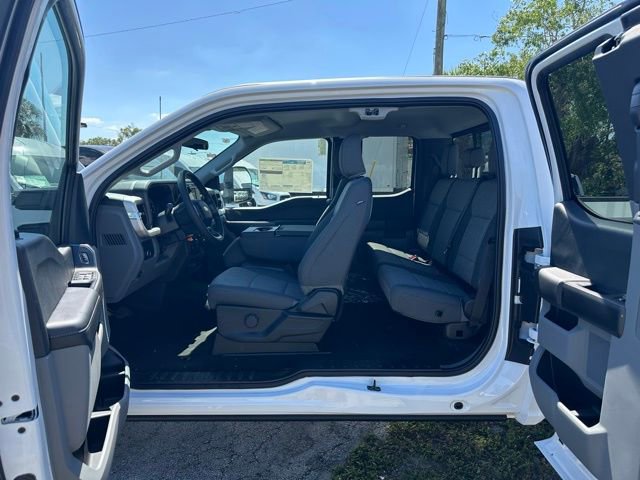 New 2025 Ford F350 XL w/ STX Appearance Package AWD/4WD image 14