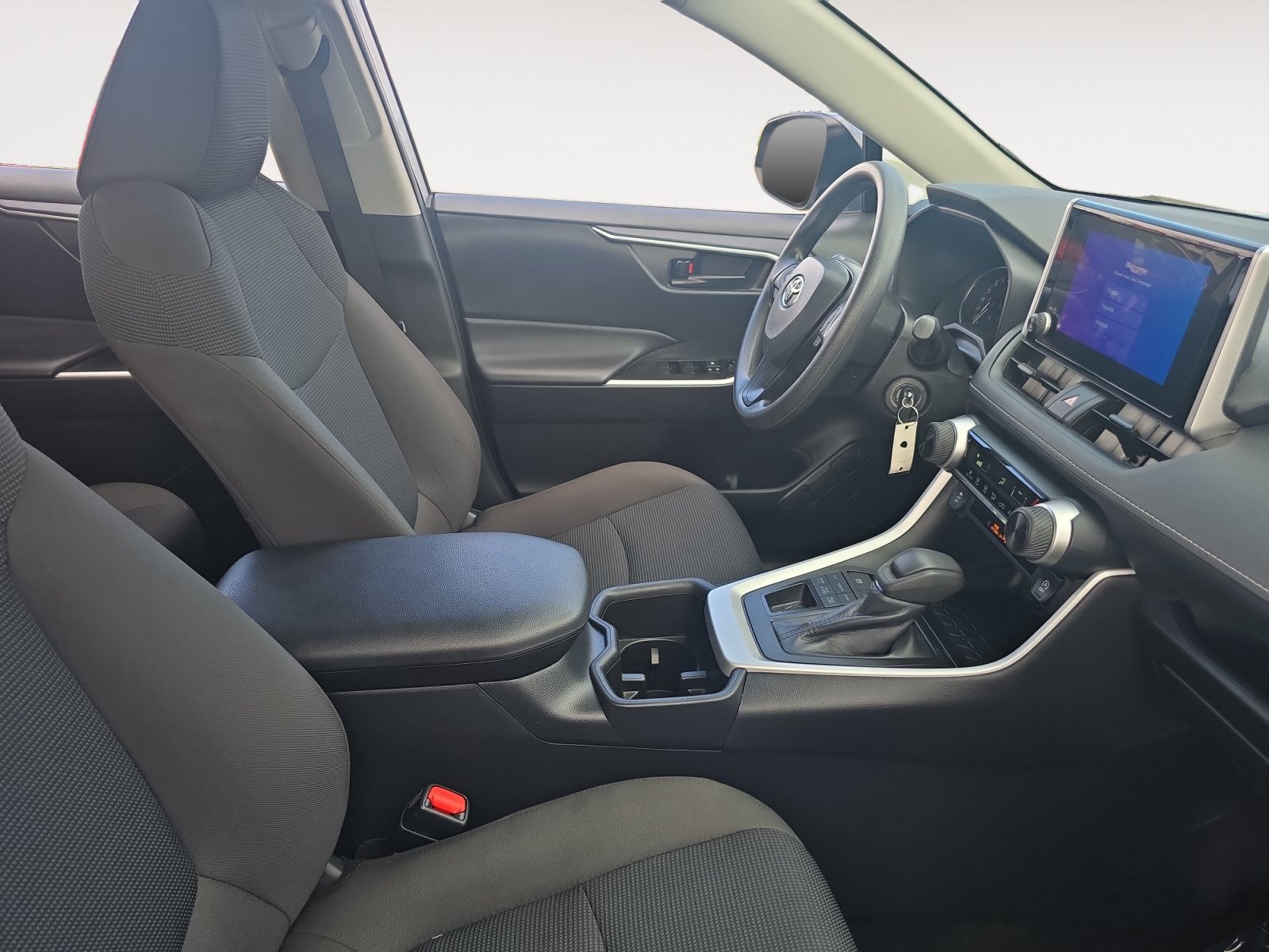 Certified 2025 Toyota RAV4 LE AWD/4WD image 15