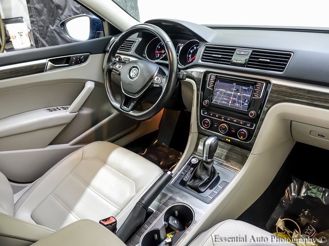 Used 2018 Volkswagen Passat 2.0T SE image 23