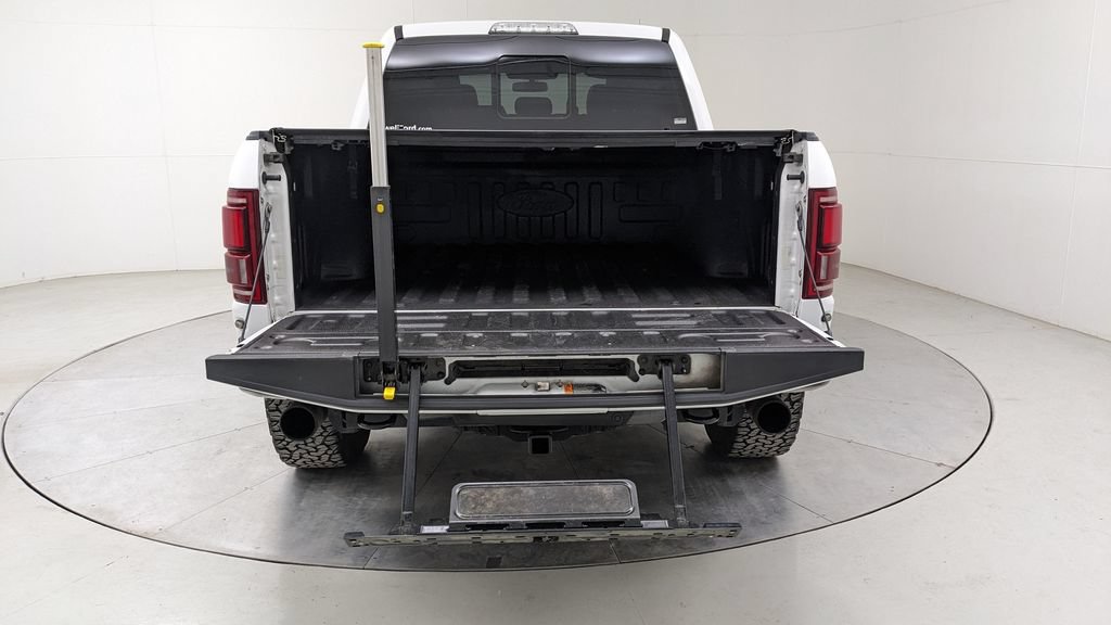 Used 2019 Ford F150 Raptor w/ Equipment Group 802A Luxury AWD/4WD image 8
