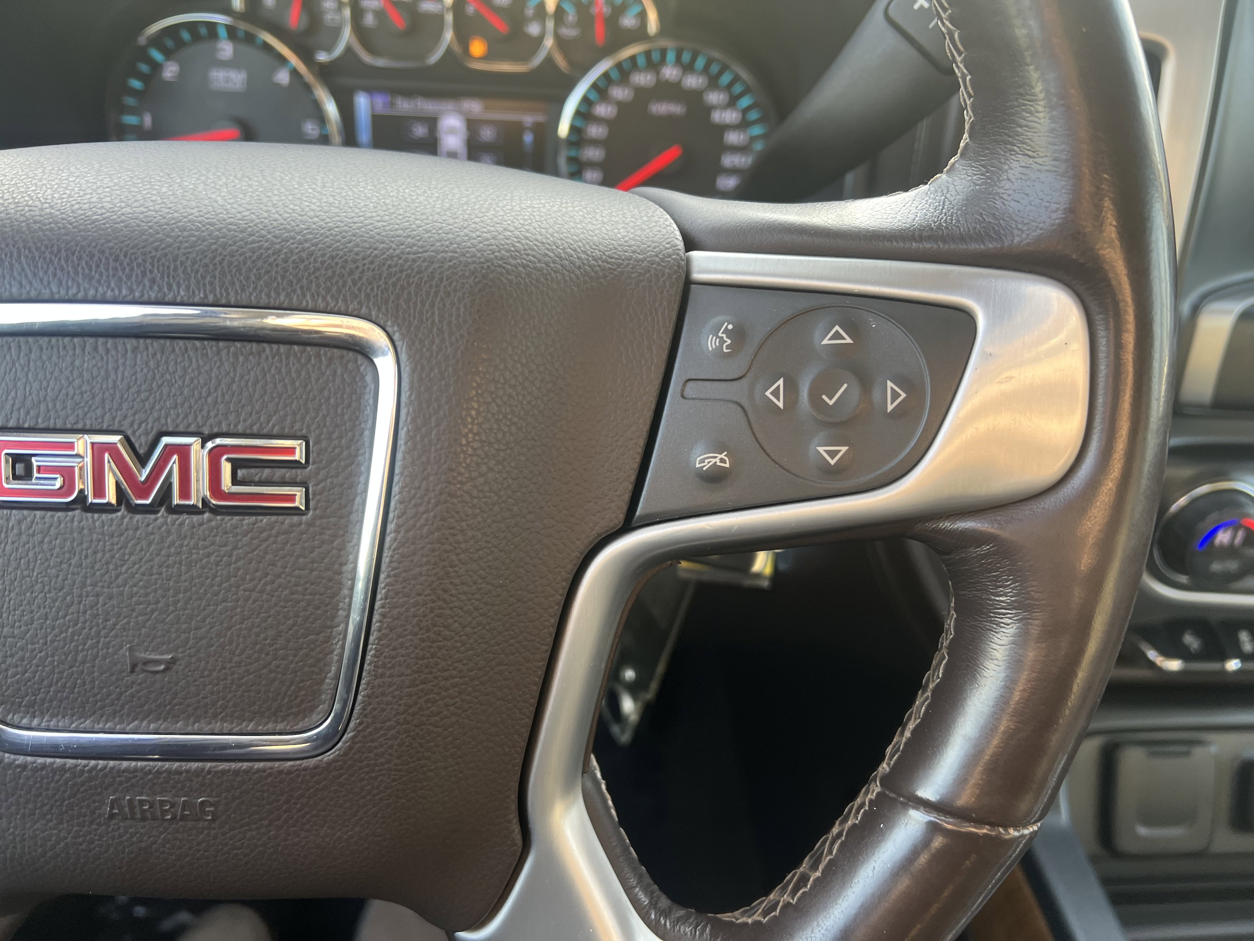 Used 2018 GMC Sierra 1500 SLT image 21