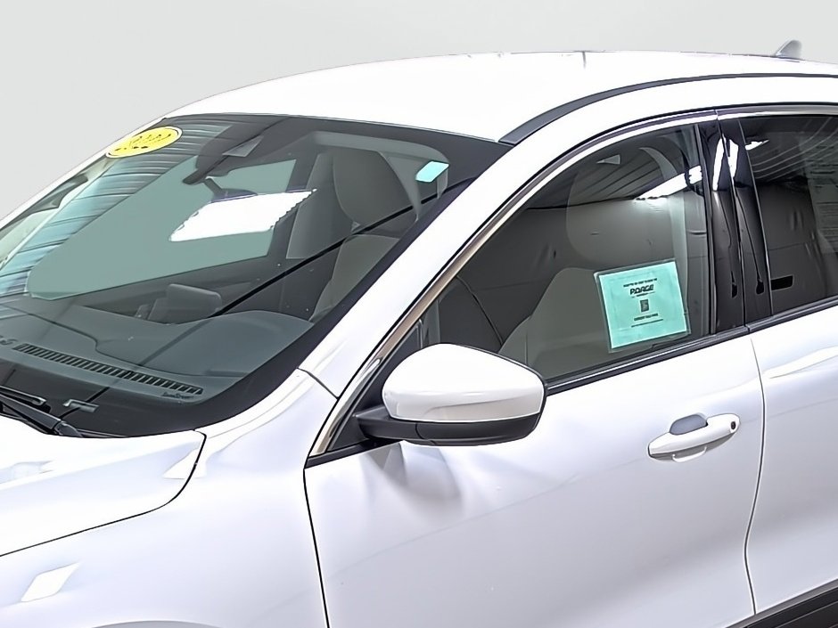 Used 2022 Ford Escape SEL image 8