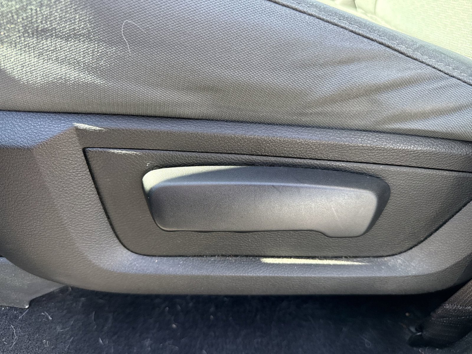 Used 2017 RAM 1500 Express AWD/4WD image 14